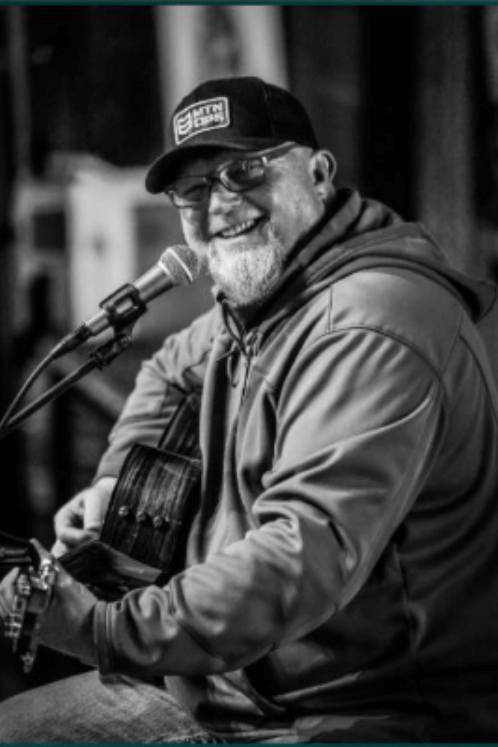 Live Music - Wade Sims